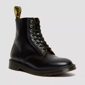 Dr. Martens vintage 1460 Black Ankle Boots
